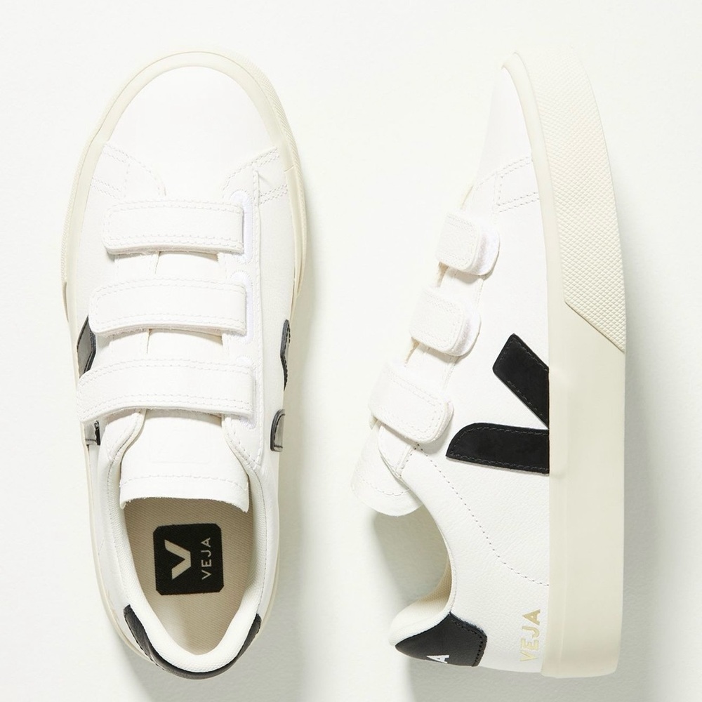 Veja Women's White Sneaker with Black V Detail - Picture 4 of 11